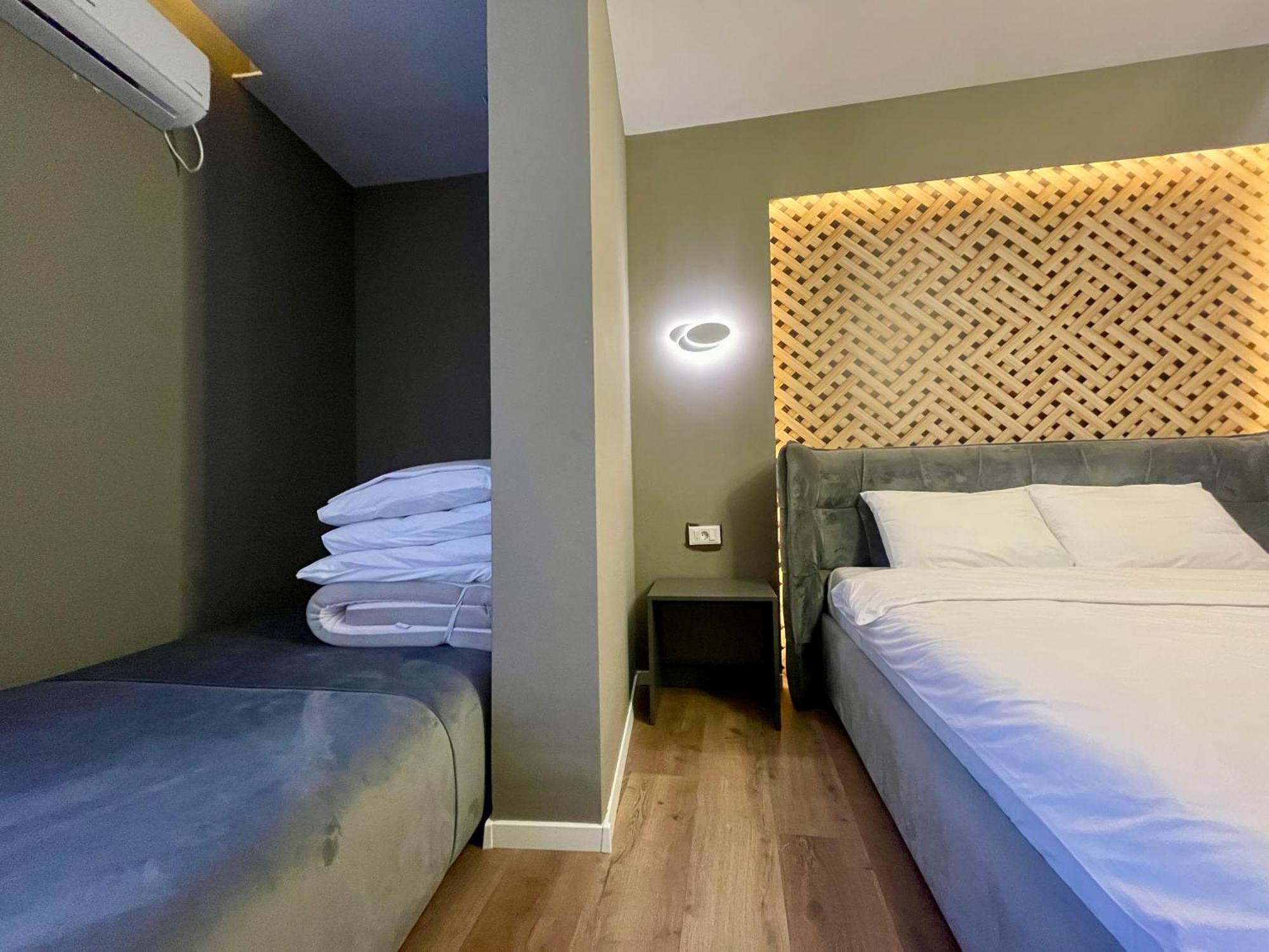 Grand Jnk Boutique Hotel Kukes Eksteriør billede
